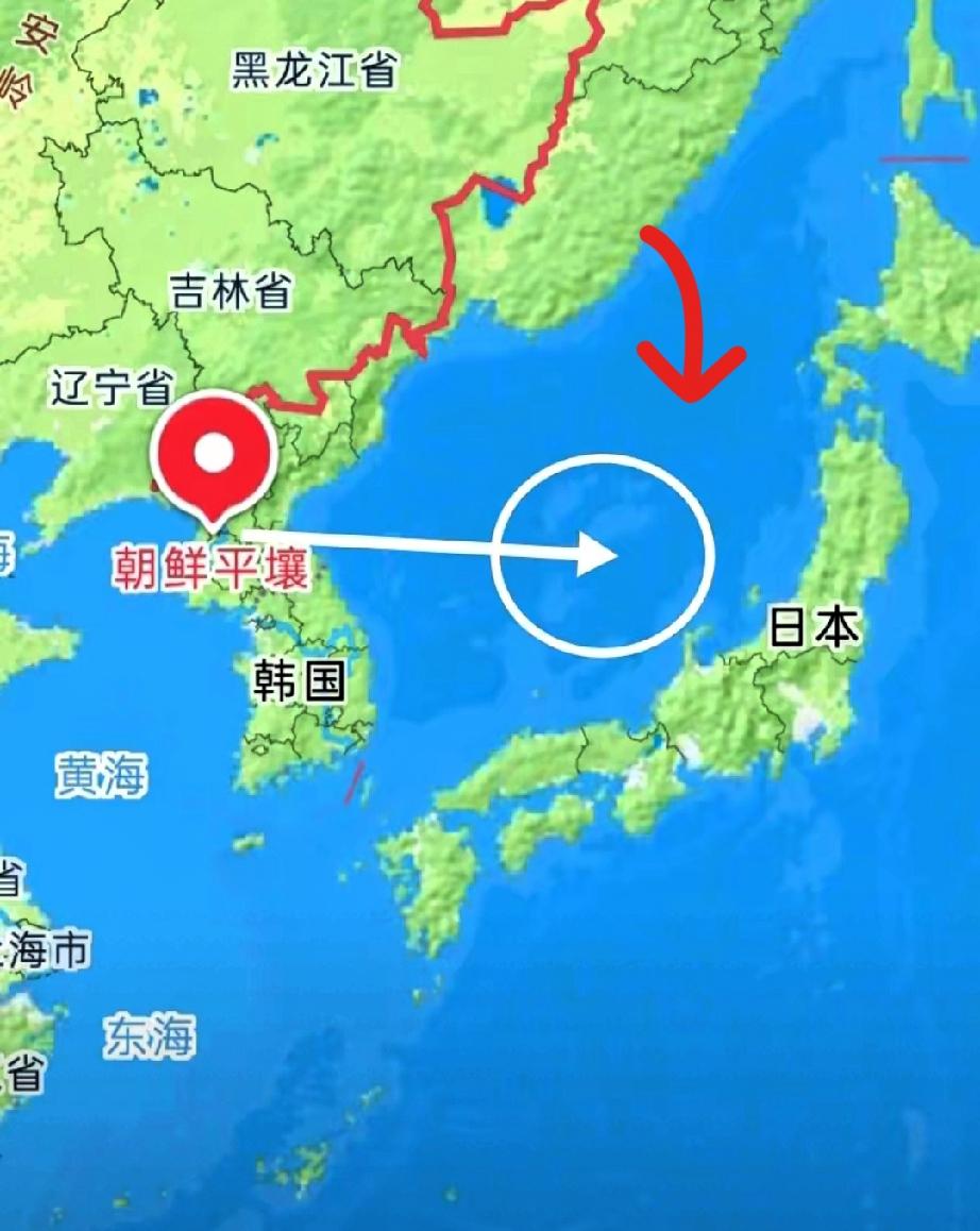 轰！轰！轰！连续发射！

谁也猜不透，朝鲜为何突然在日本海砸出10枚导弹？

​