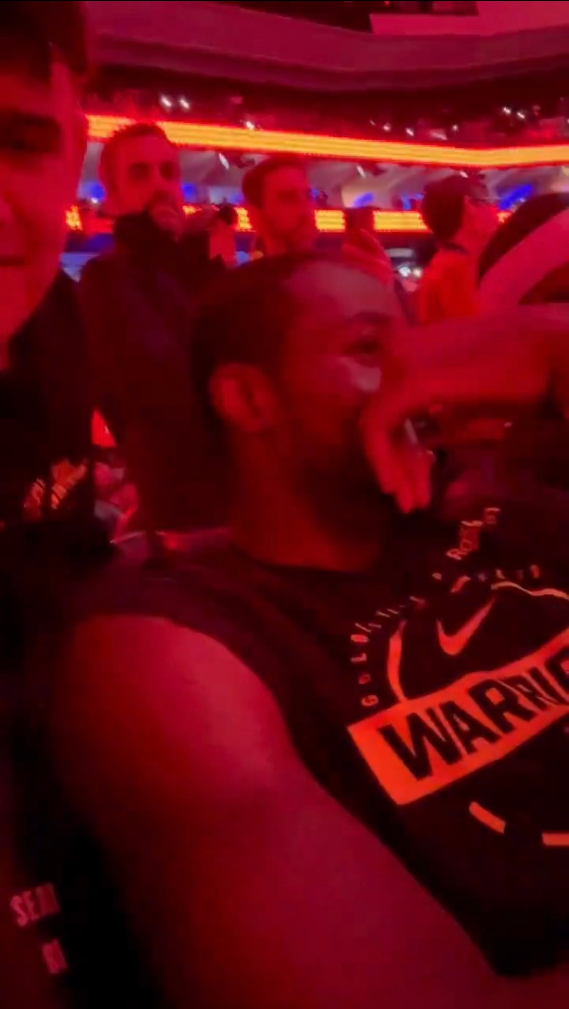 库明加：服了，你这个老6金州勇士