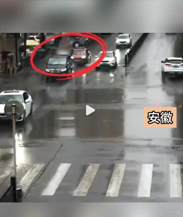 我相信多数司机都会注意这个问题，尤其是在驶过公交站台、行人聚集路口的时候，都会减