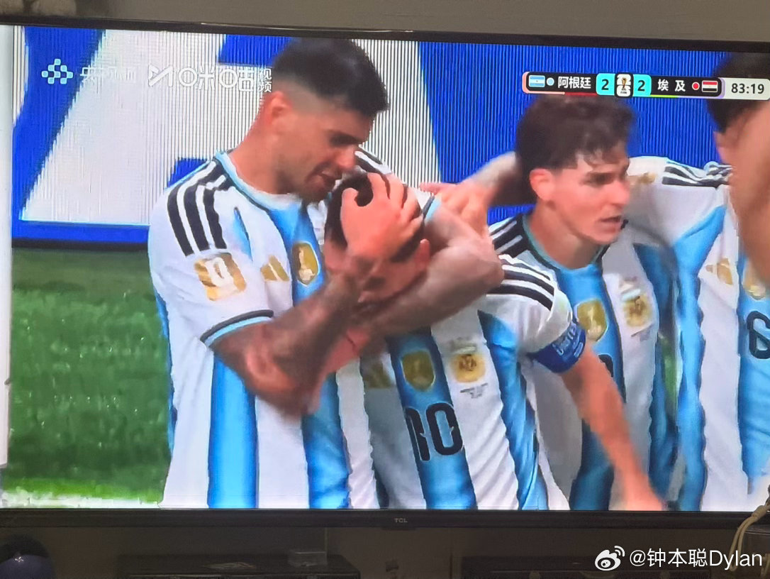 沧海横流，方显梅西本色，梅西扳平了！！！ 