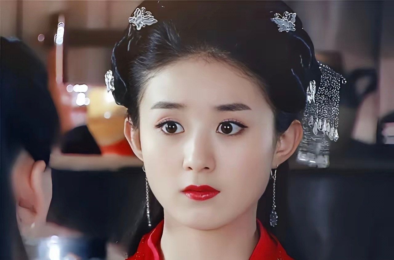 同样是扮演“鱼精”，徐怀钰的小莲，薛凯琪的白秋练，许还幻的晓莲，关慧卿的小鱼，赵