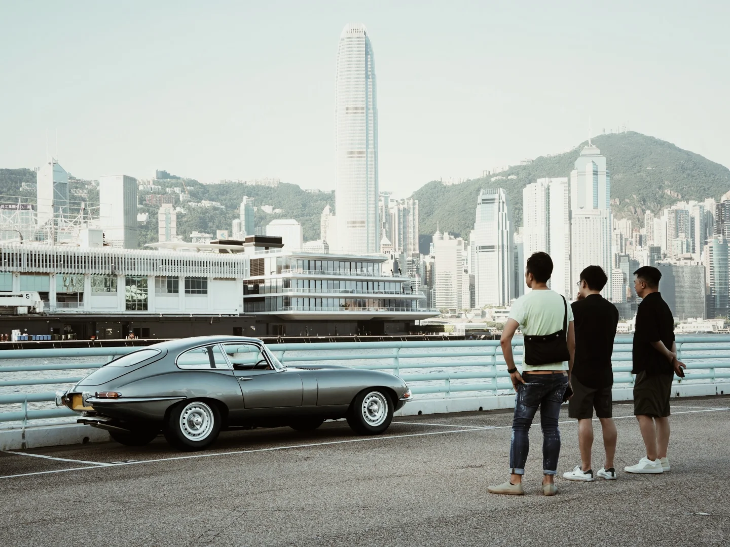 年轻人就该买老爷车…