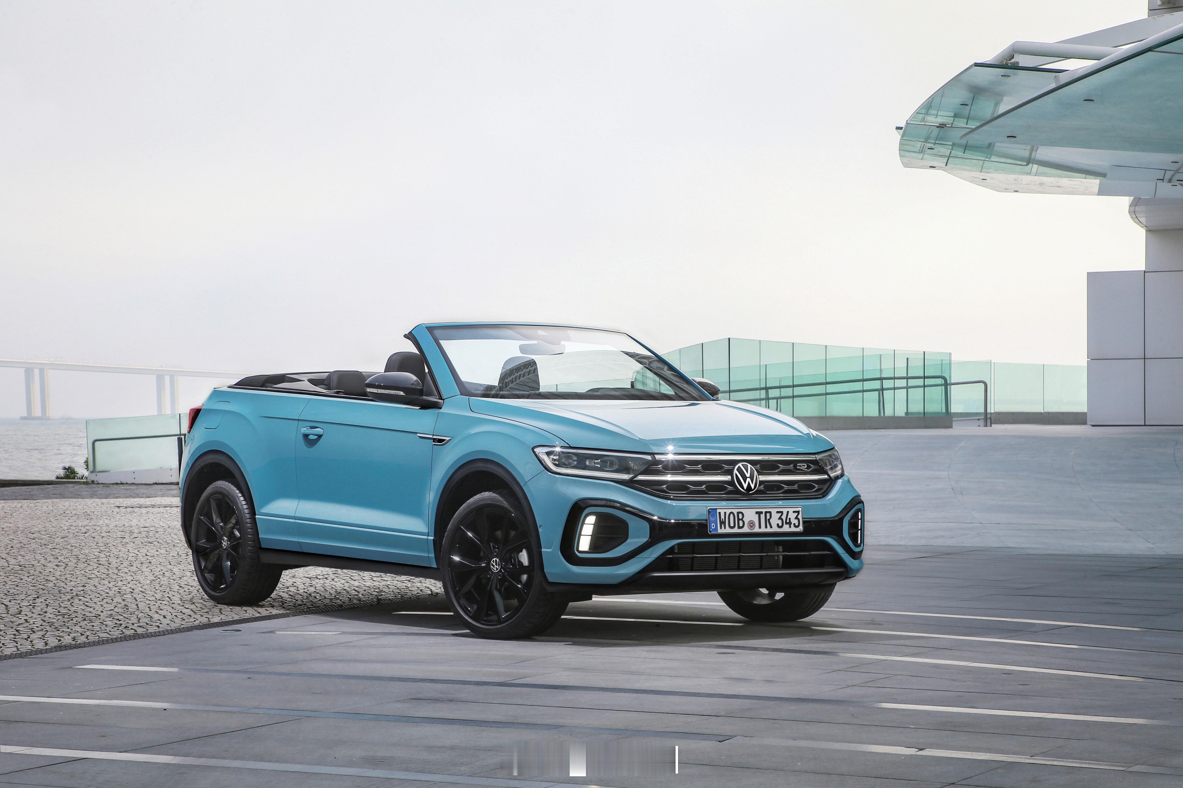 大众探歌敞篷版 附上一组老款大众探歌敞篷版（T-Roc Cabriolet）高清
