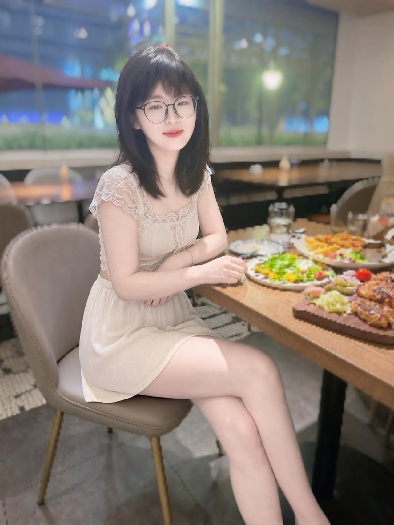 我挣点窝囊费，为我的快乐付费
