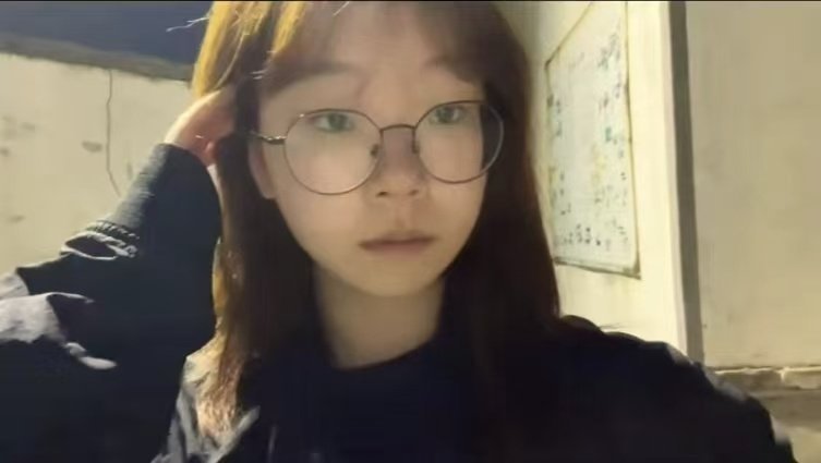 好久没见过这么豆豆的豆豆眼了 ​​​