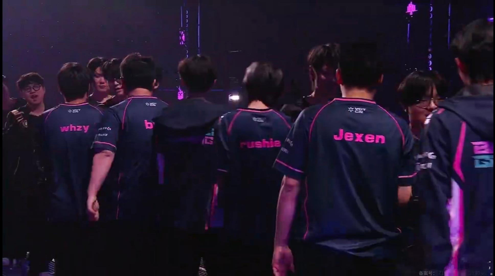 BLG联赛四连胜EDG BLG 2-1 战胜EDG，达成对EDG的联赛四连胜！此