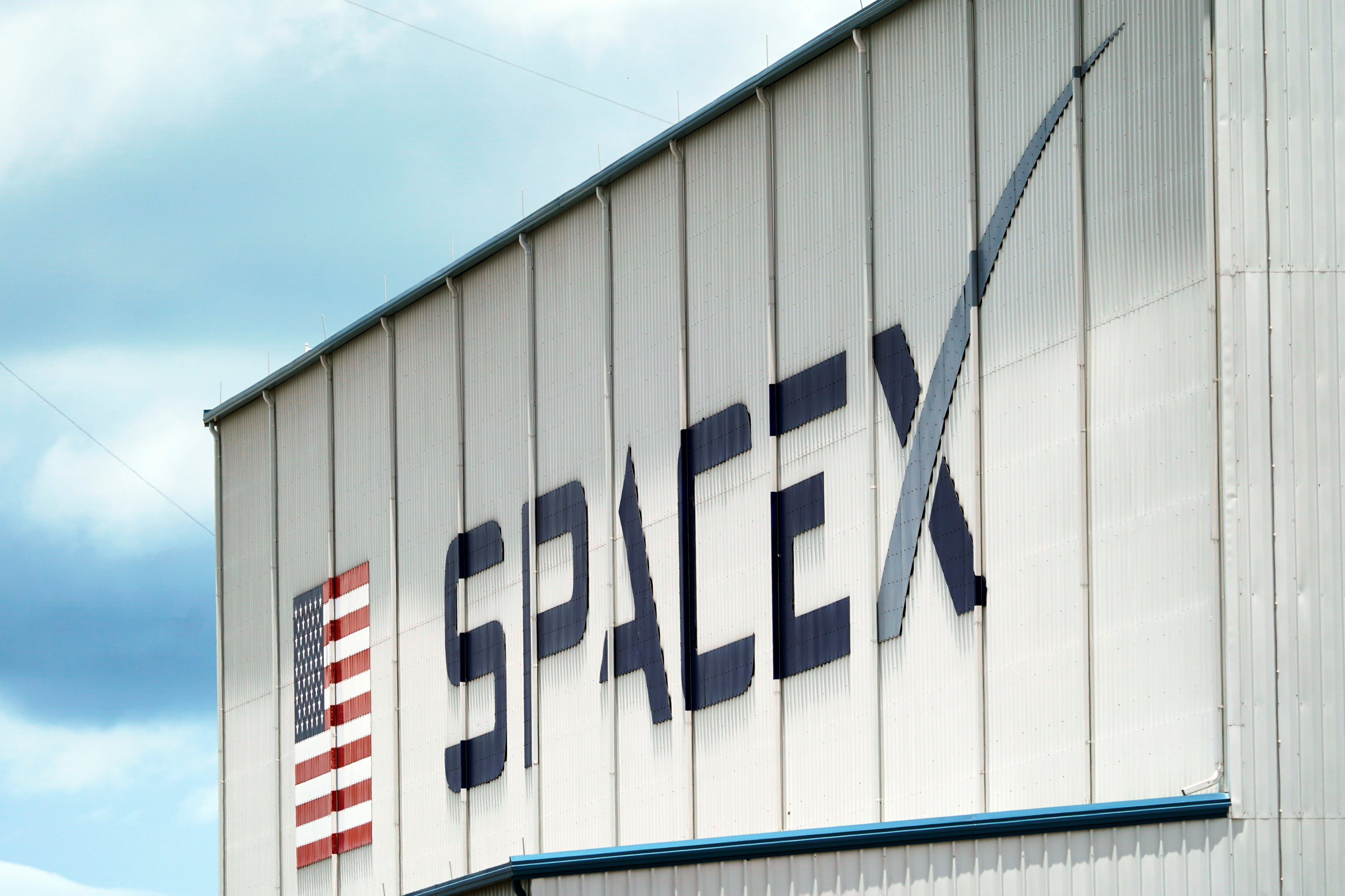#SpaceX有望创造史上最大IPO#【#SpaceX发布上市招股书#，有望创造