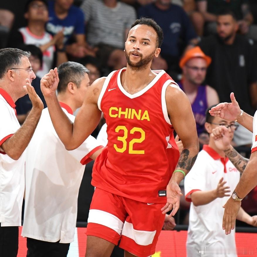 NBA 以后不叫李凯尔了，又该叫凯尔安德森了！nba球员李凯尔国籍已改为美国