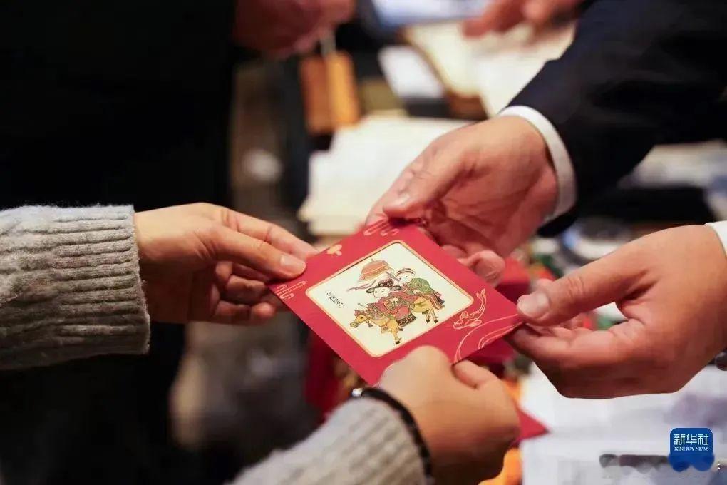 最岭南·佛山过大年  近日，中华民族传统佳节——春节申遗成功！佛山木版年画作为申