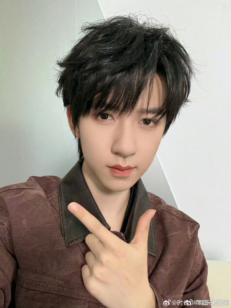 贺峻霖粉丝给桃花坞放饭了 桃花坞路透靠贺峻霖粉丝撑场！高清饭拍持续输出，别家粉丝