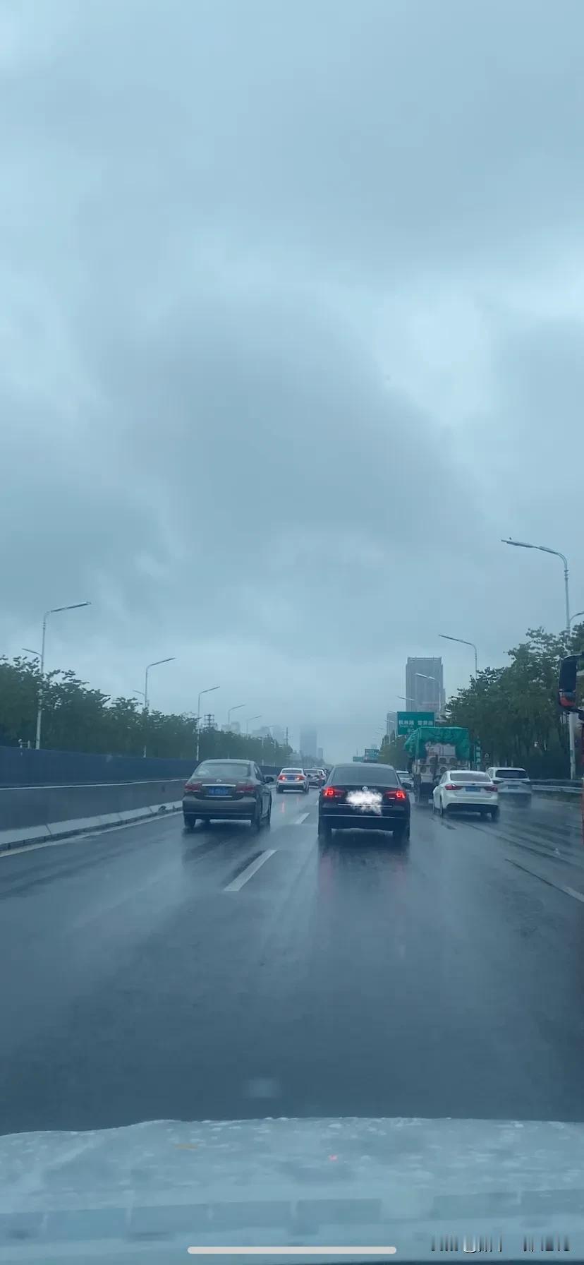 奉劝长时间在高速跑80码的最好别上高速了，真害人，去走省道最合适。高速高速，不是