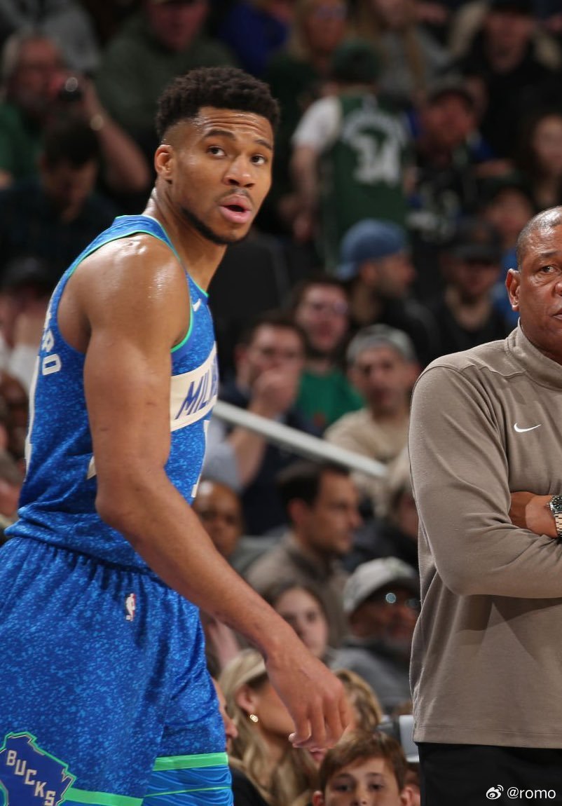 据Shams报道，雄鹿曾认真考虑过热火提出的一份围绕泰勒·希罗、凯莱尔·威尔、其