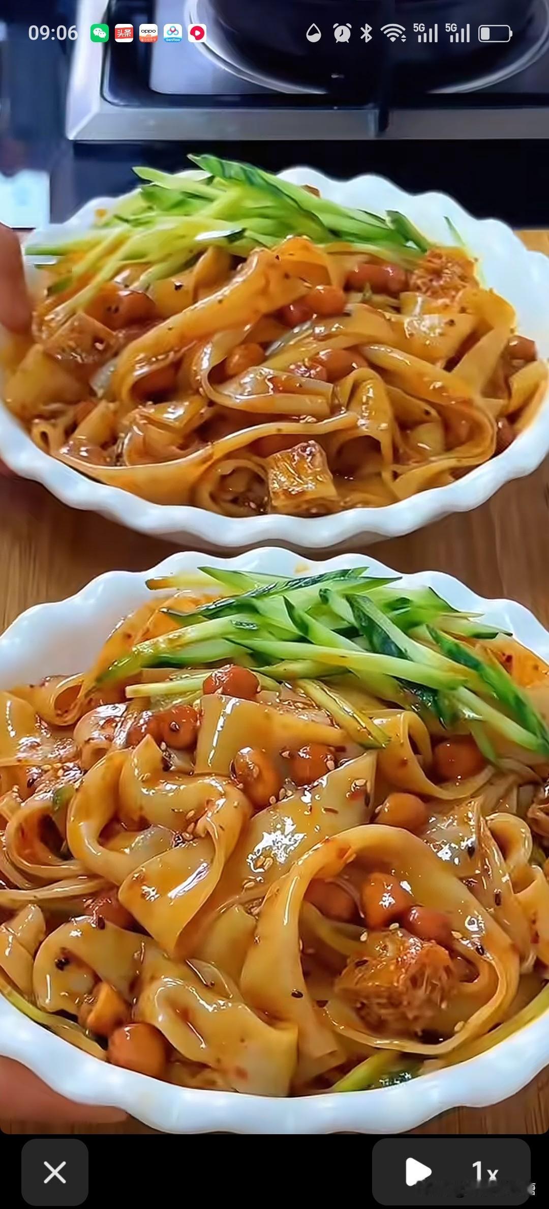 人到中年，
到底要有多少存款才够用？
大多数普通家，
上有老，下有小，
孩子教育