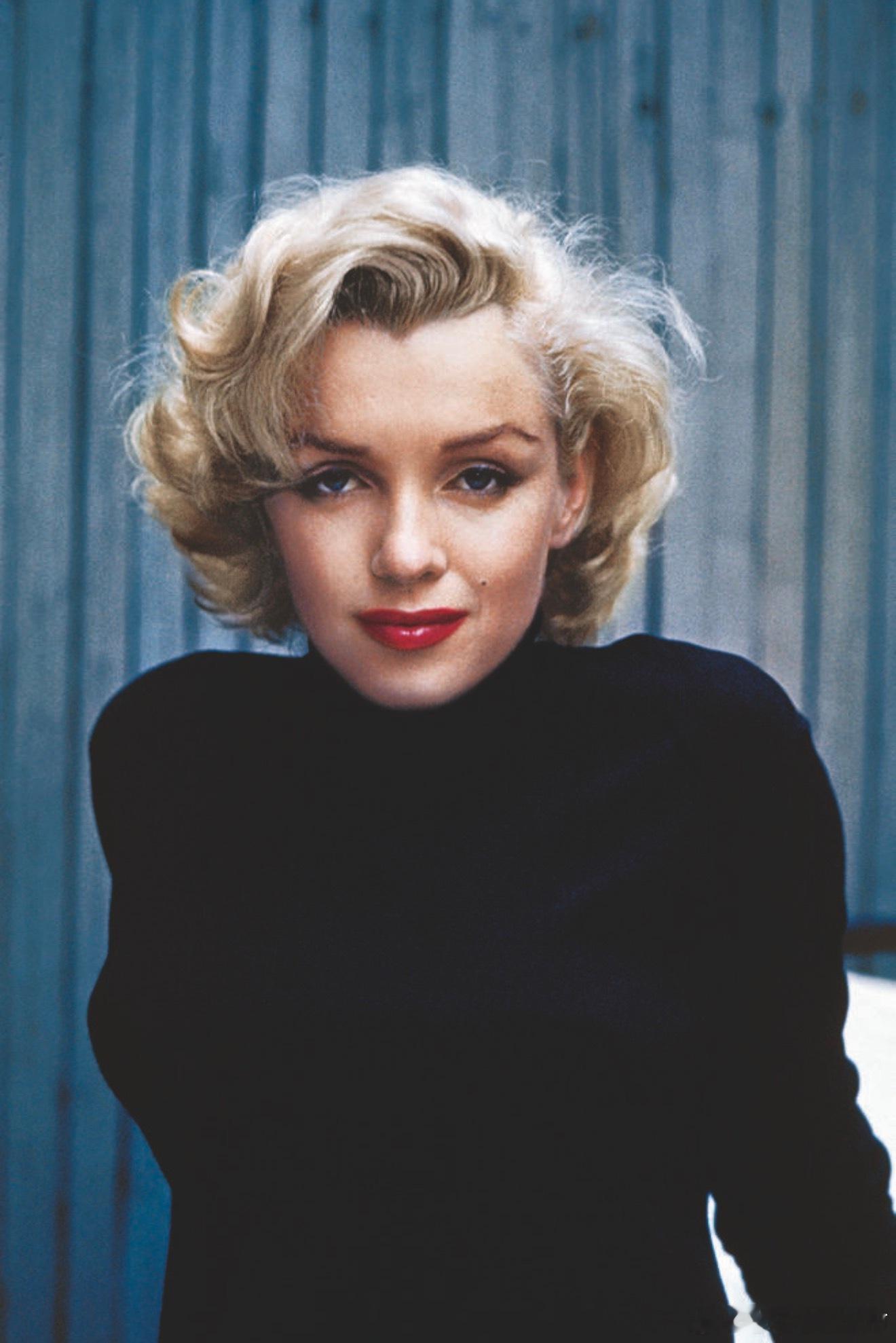 爱泼斯坦案名单竟出现梦露等人把几十年前就去世的名人、只在剪报里被顺带一提的人，和