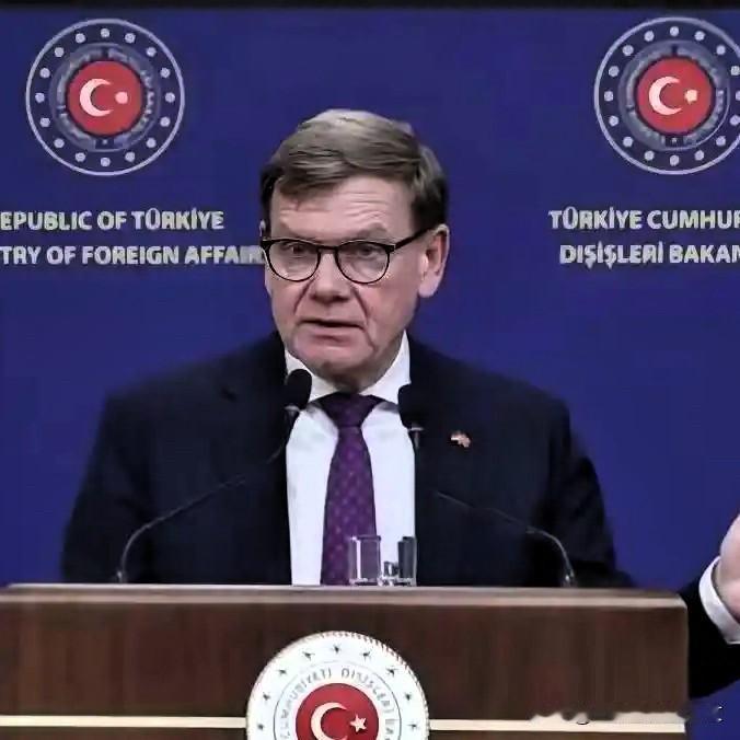 果不其然，德国外长瓦德富尔和法国总统马克龙一样，在访问中国后立马对中国与欧洲的贸