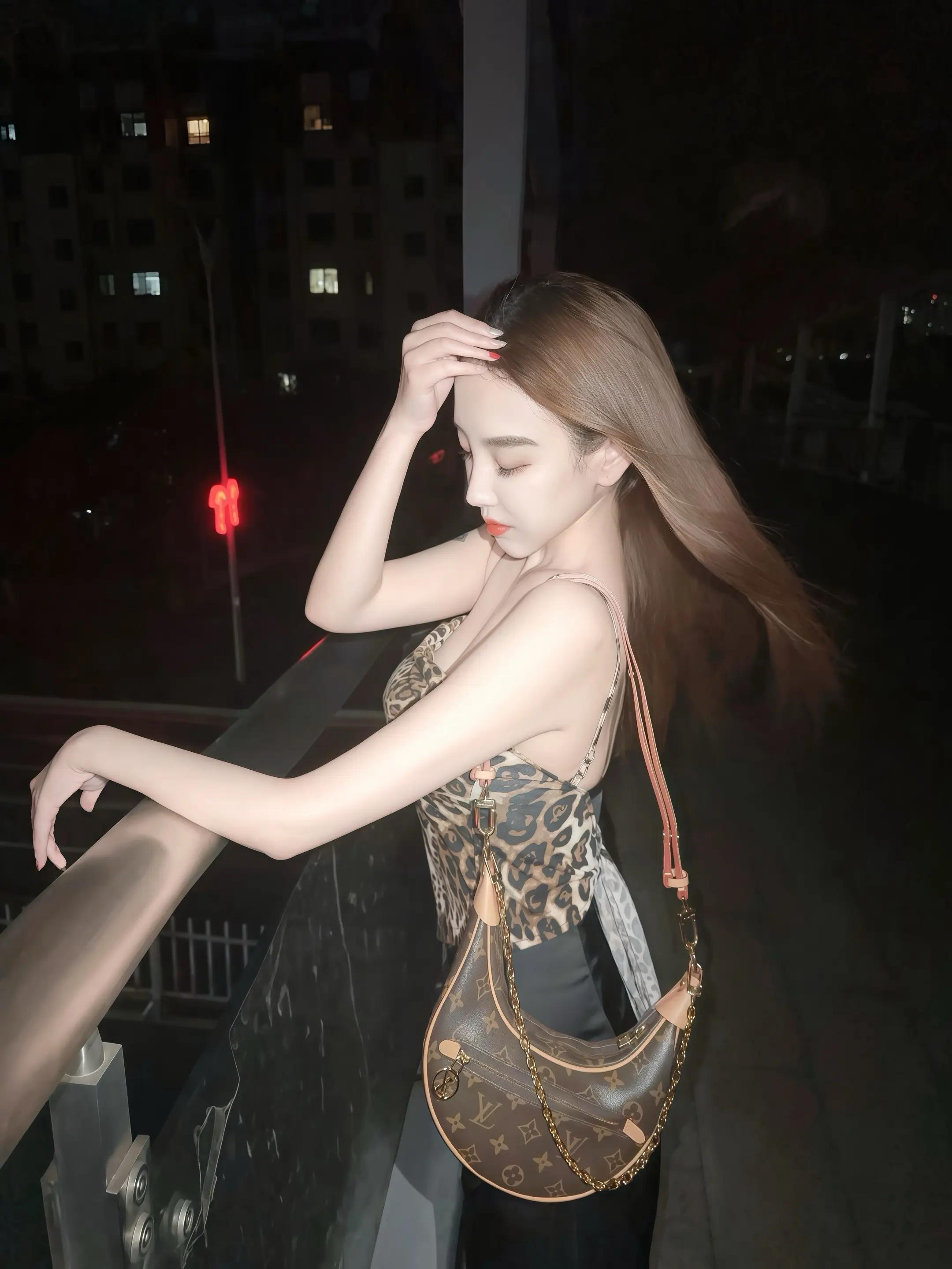 这歌我几乎听了一夜，所以不要看我，听歌…幡然的清醒 一念通，过往皆明 ...