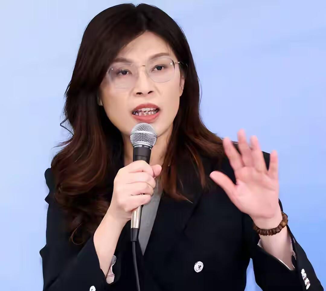 郑丽文“先陆后美”的算盘彻底落空！就在她精心策划6月访美、试图向美方兜售“和平路