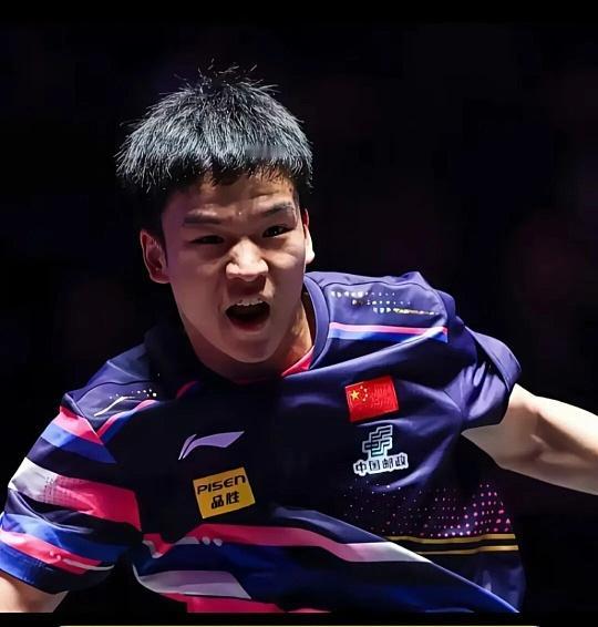 期望大，失望也大!向鹏速败张本智和!
抽签后，向鹏对阵张本智和，大家开玩笑，向鹏