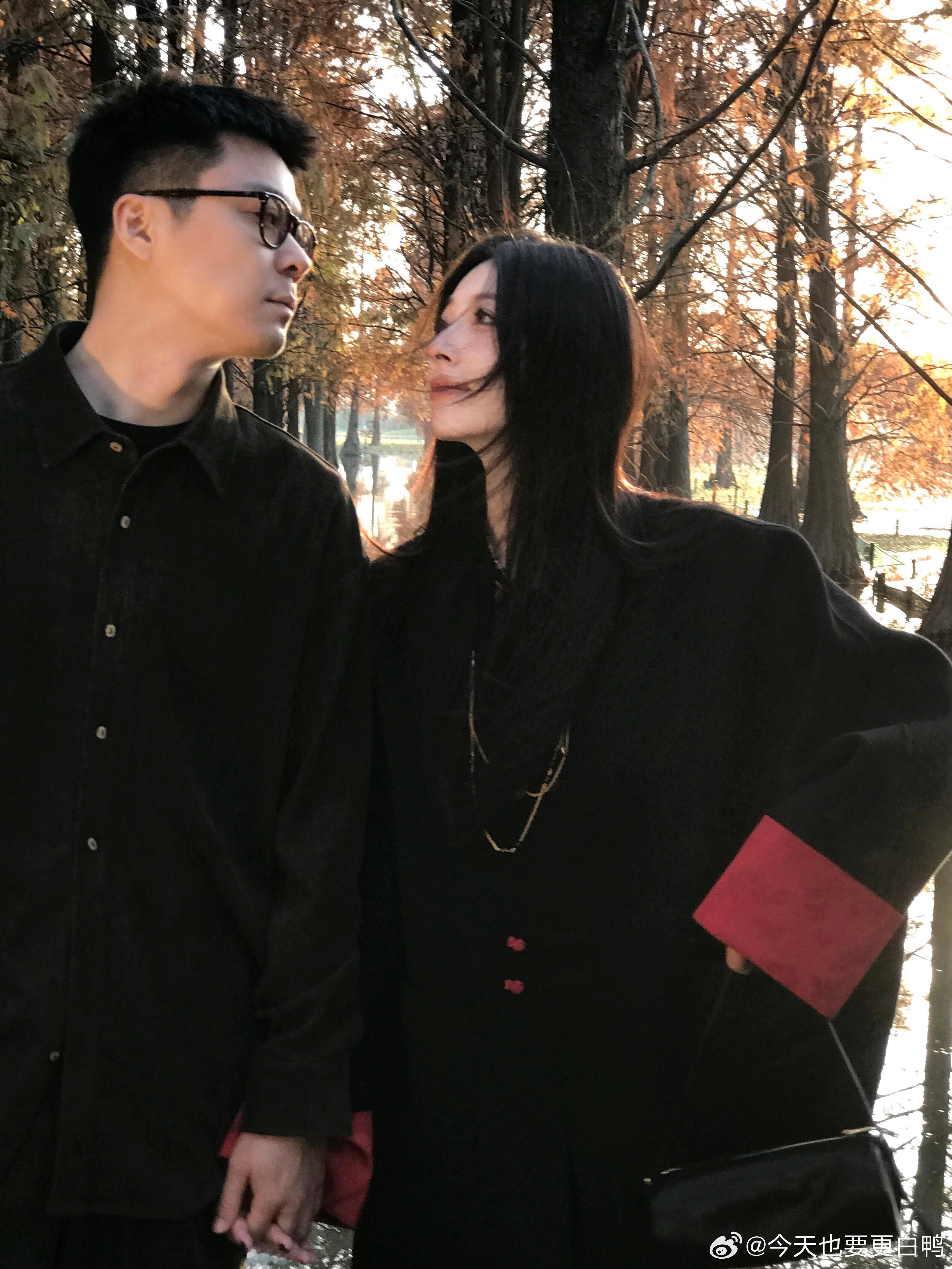 🖤追了一场日落余晖，晚安～🌄评论抽一位小姐妹送小惊喜吧！ 