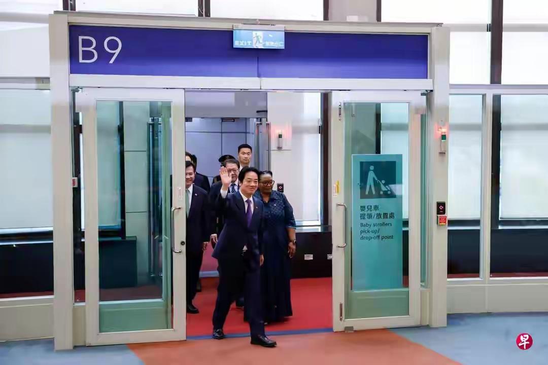 赖清德蹭国王专机回岛，刚到桃园，郑丽文宣布迎战，岛内封杀开始。

这事儿得从头说