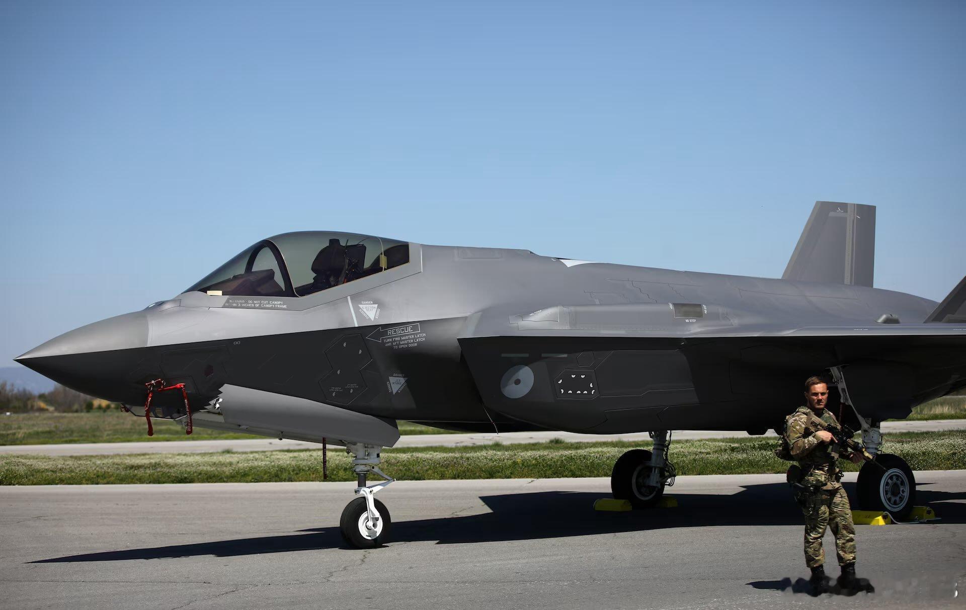 欧媒，荷兰国防国务秘书吉斯·图因曼中校表示，如果特朗普政府或美国其他执政政府可能