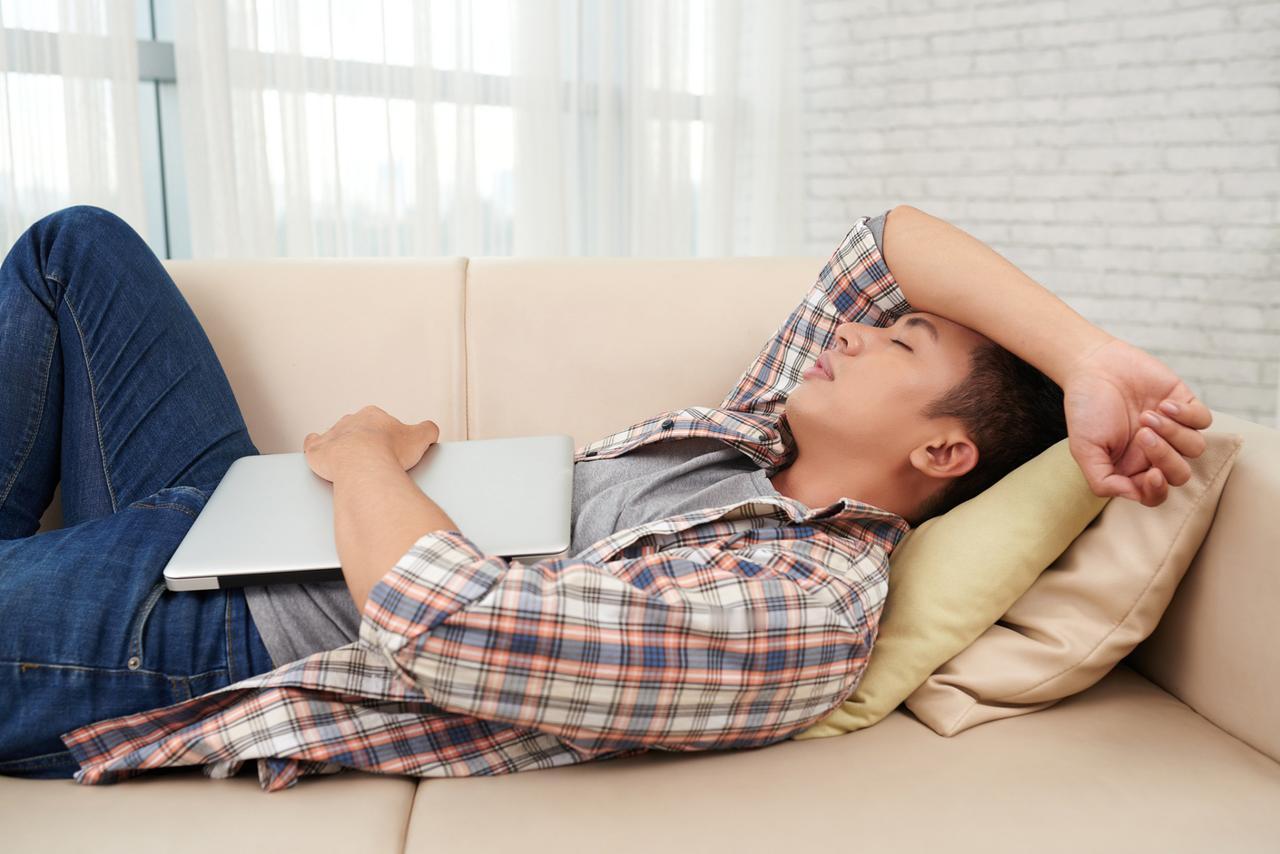 医生：午休成习惯的人，大多在45岁后，冠心病或提前10年找上门？

一提到“午休