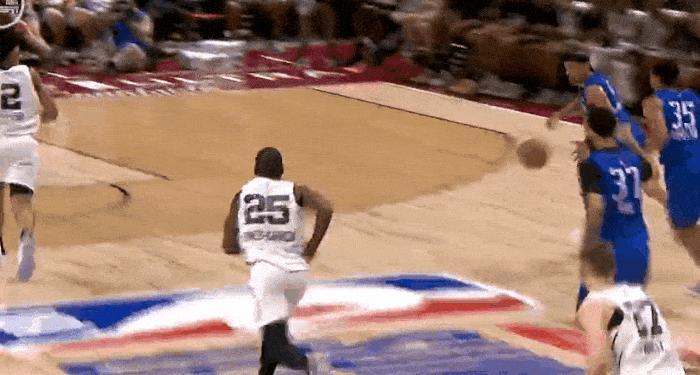 马刺榜眼哈铂弹跳惊人！

NBA夏季联赛，马刺76-69战胜独行侠。新秀迪伦-哈