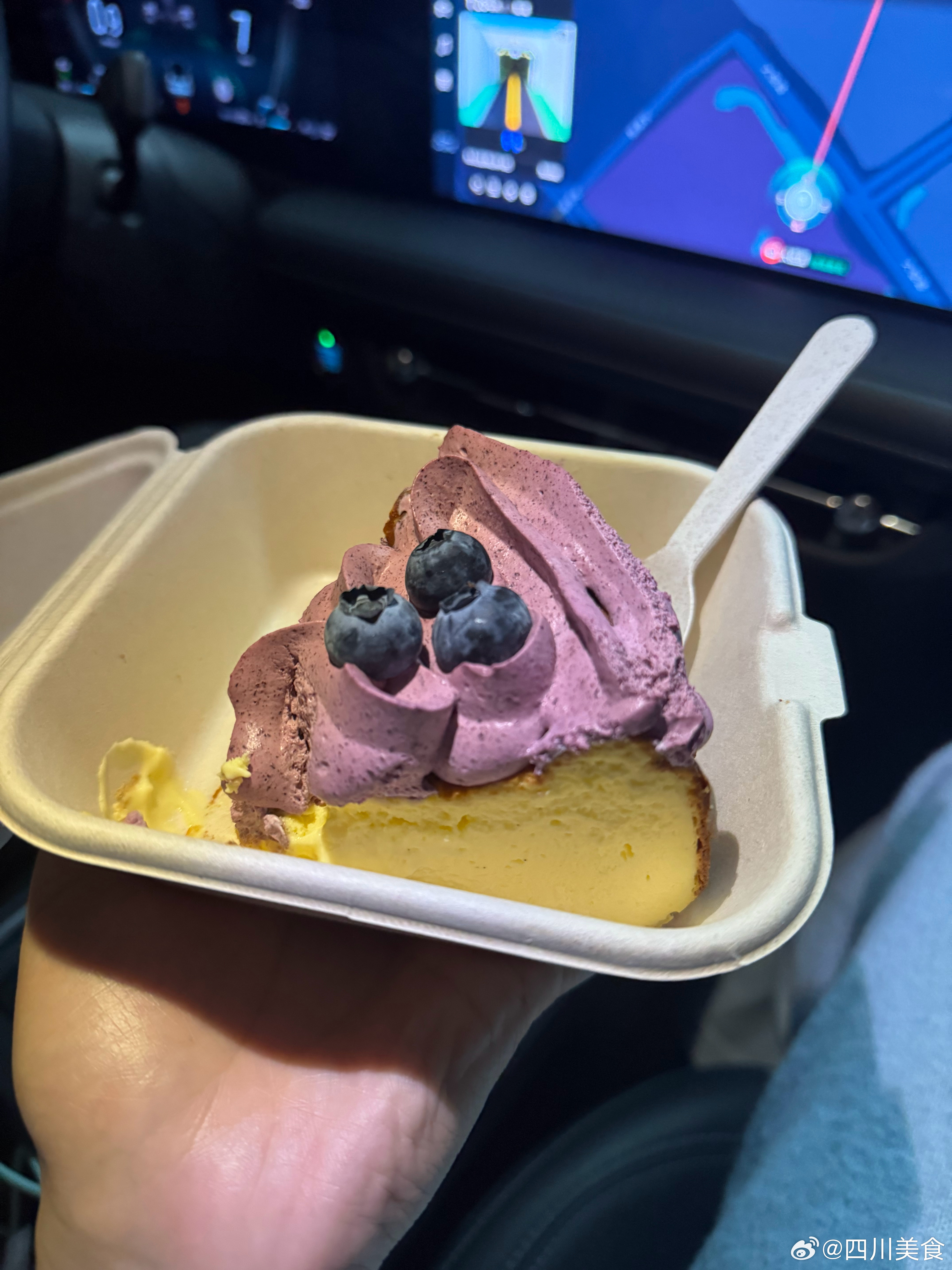 吃完烤肉十分饱了，但是还能再来一块甜点，这是不是女生的第二个胃川川逛吃日常