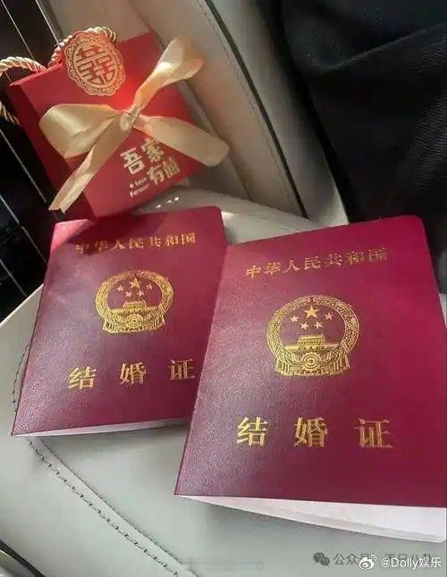 在上海领证一站式搞定备婚烦恼上海婚登一站式服务真的太贴心咯，全国通办不用回原籍，