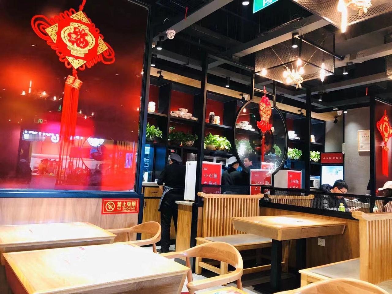 辽宁沈阳，50岁男子约女子到快餐店吃饭。没想到，刚点完菜，他就突发心梗，抢救无效