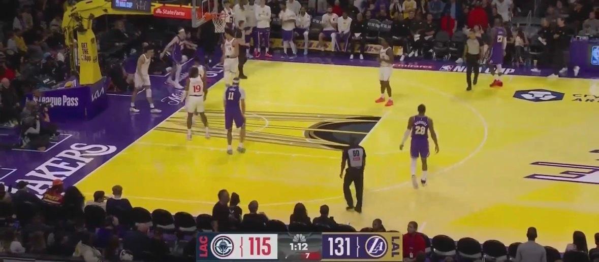 快船已经走远了，湖人在东契奇，詹姆斯和里弗斯的带领下，实在是有点强。完全体的湖人