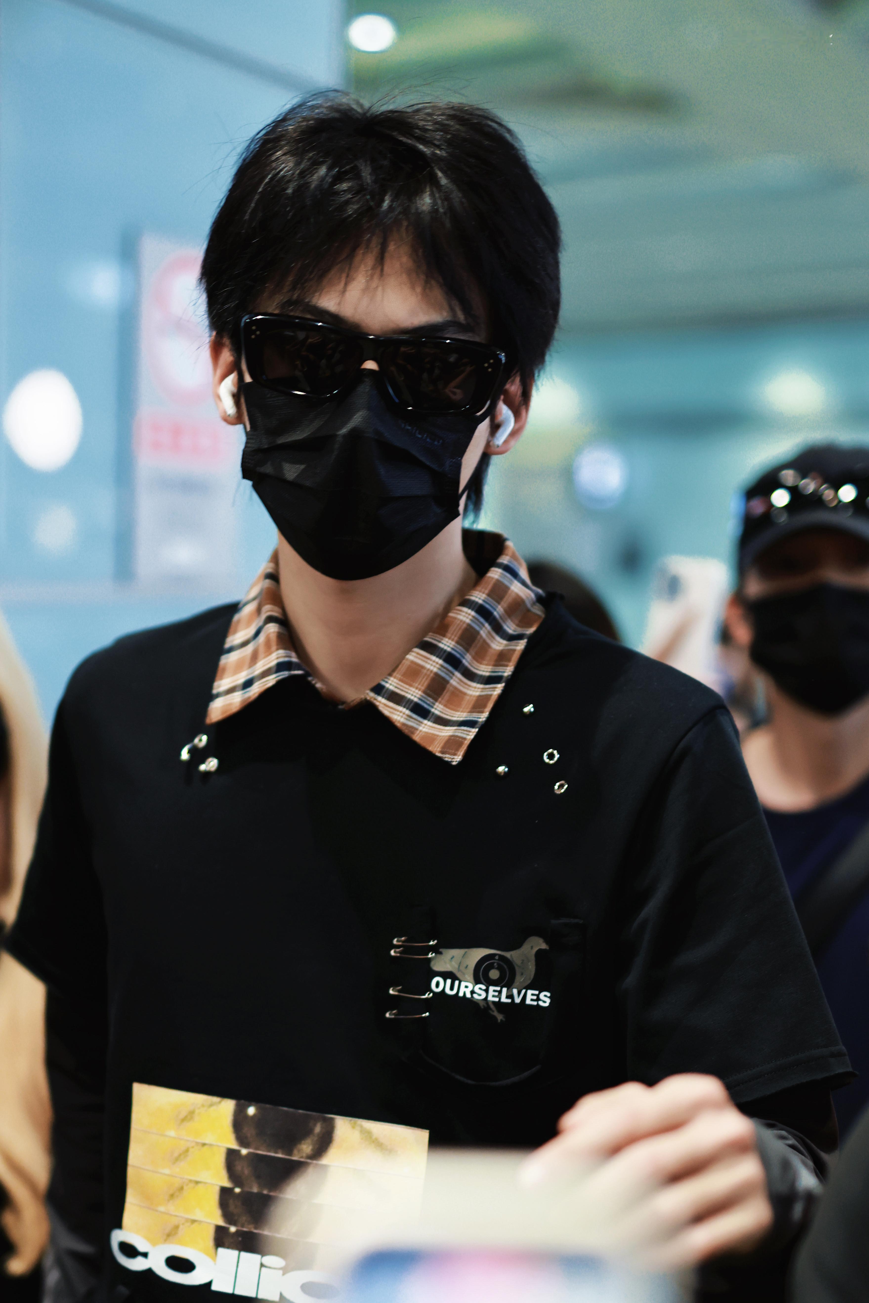 周柯宇陆西骁 / 周柯宇炽夏 𝟐𝟔𝟎𝟔𝟐𝟓 北京🛬回家啦