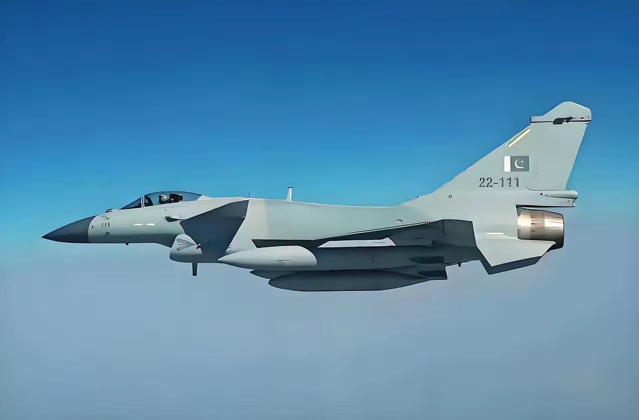 武器体系，一是保家卫国，二是出口创汇，三是维护海外利益，四是寻求海外发展机遇。只