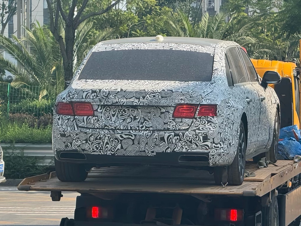 红旗C831路试，看起来好扁平一车[顶]我与汽车的日常汽车杂谈汽车资讯 ​​​