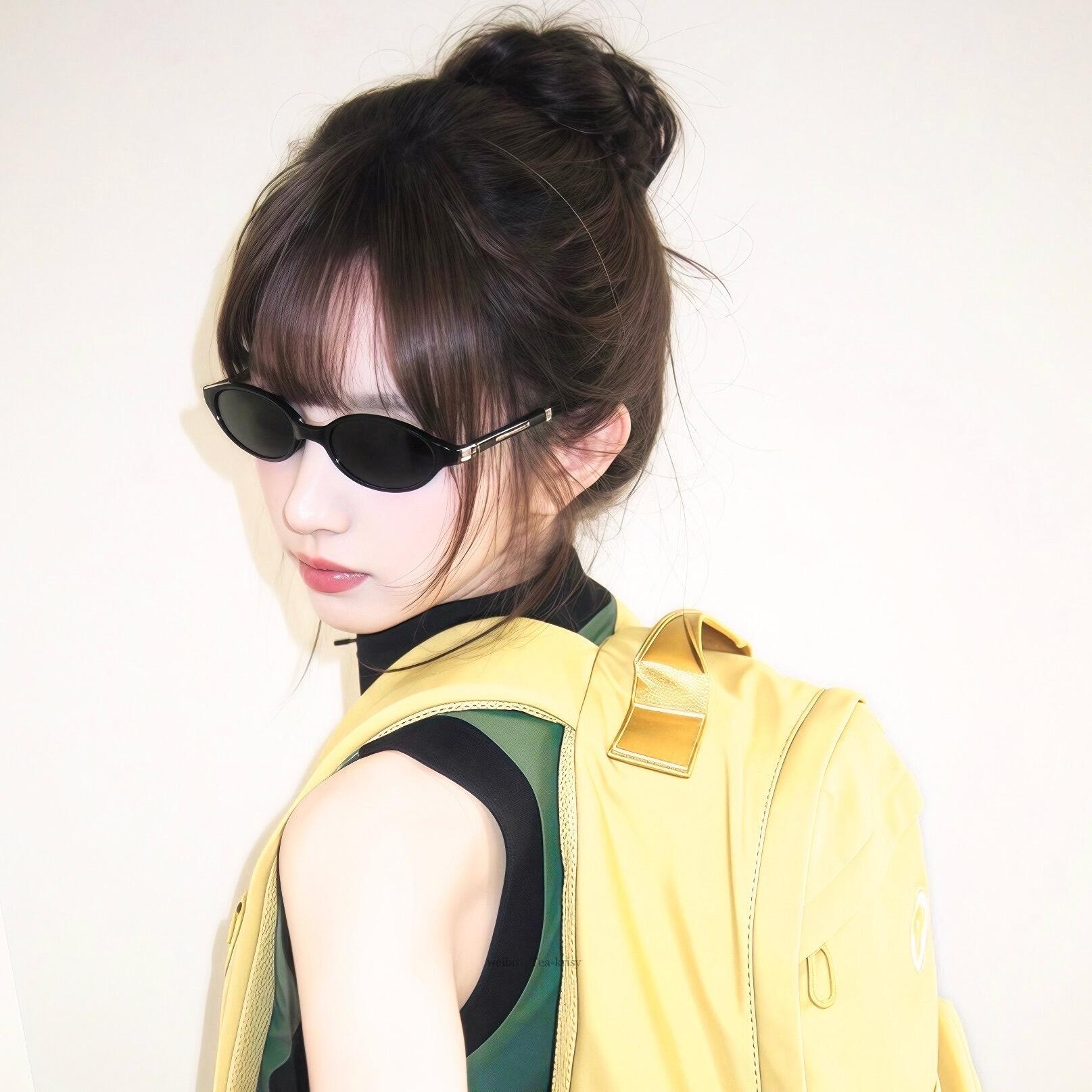 -𝐒𝐇𝐀𝐑𝐄｜田曦薇头像背景图搭配 ⸝⸝🍋꙳🍹◟🍏。 