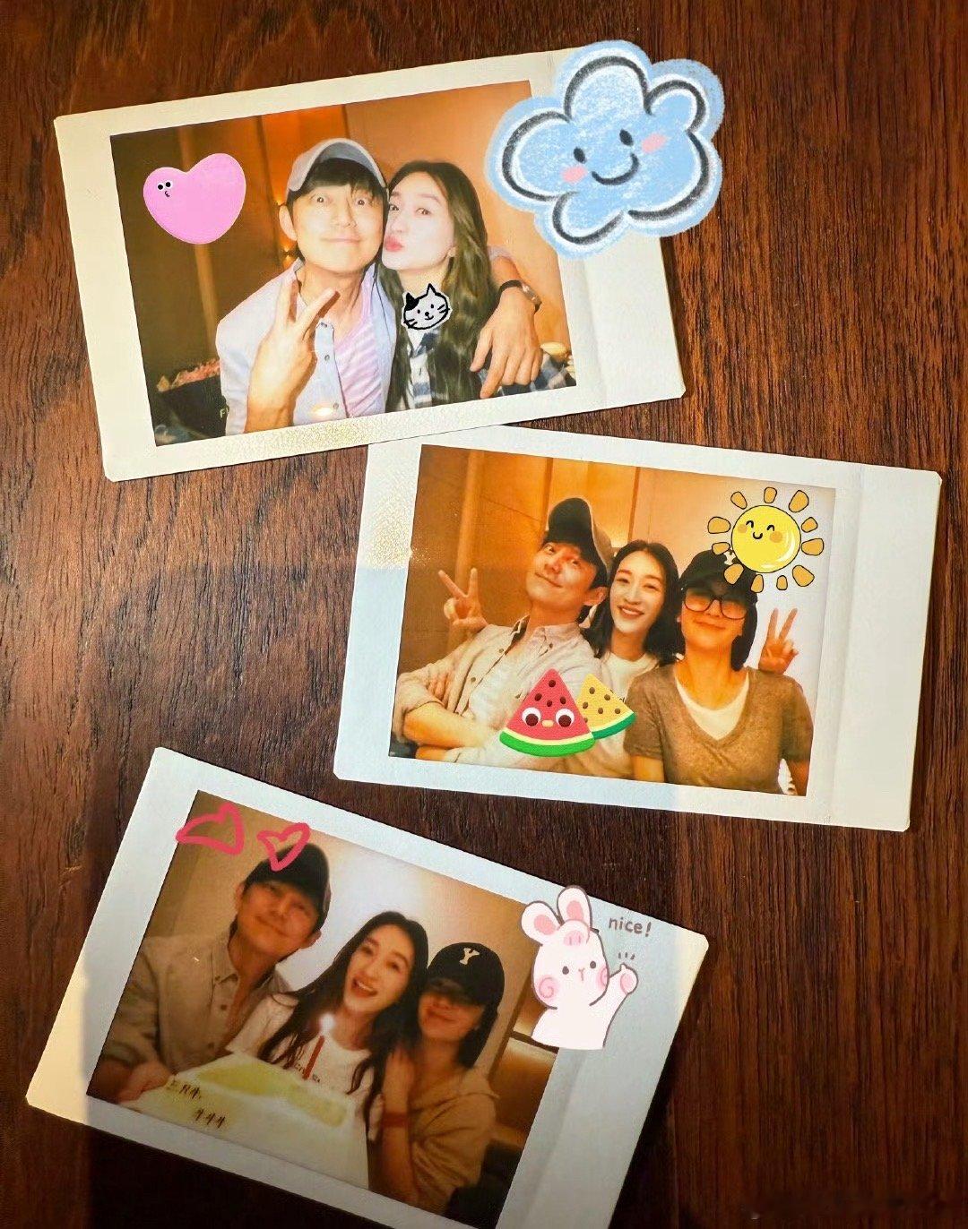 何炅李小冉贴脸合照何炅谢娜李小冉搂肩贴贴照，友谊万岁，这美好的友谊真是令人羡慕，