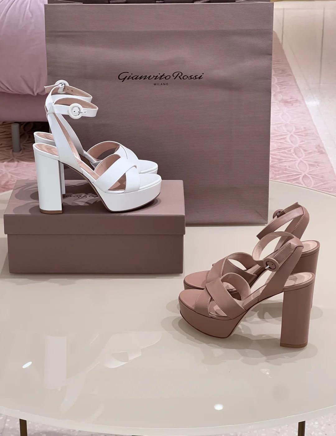 GR辣妹绑带水台高跟鞋👠
GianvitoRossi 美鞋分享 仙女高跟鞋 粗