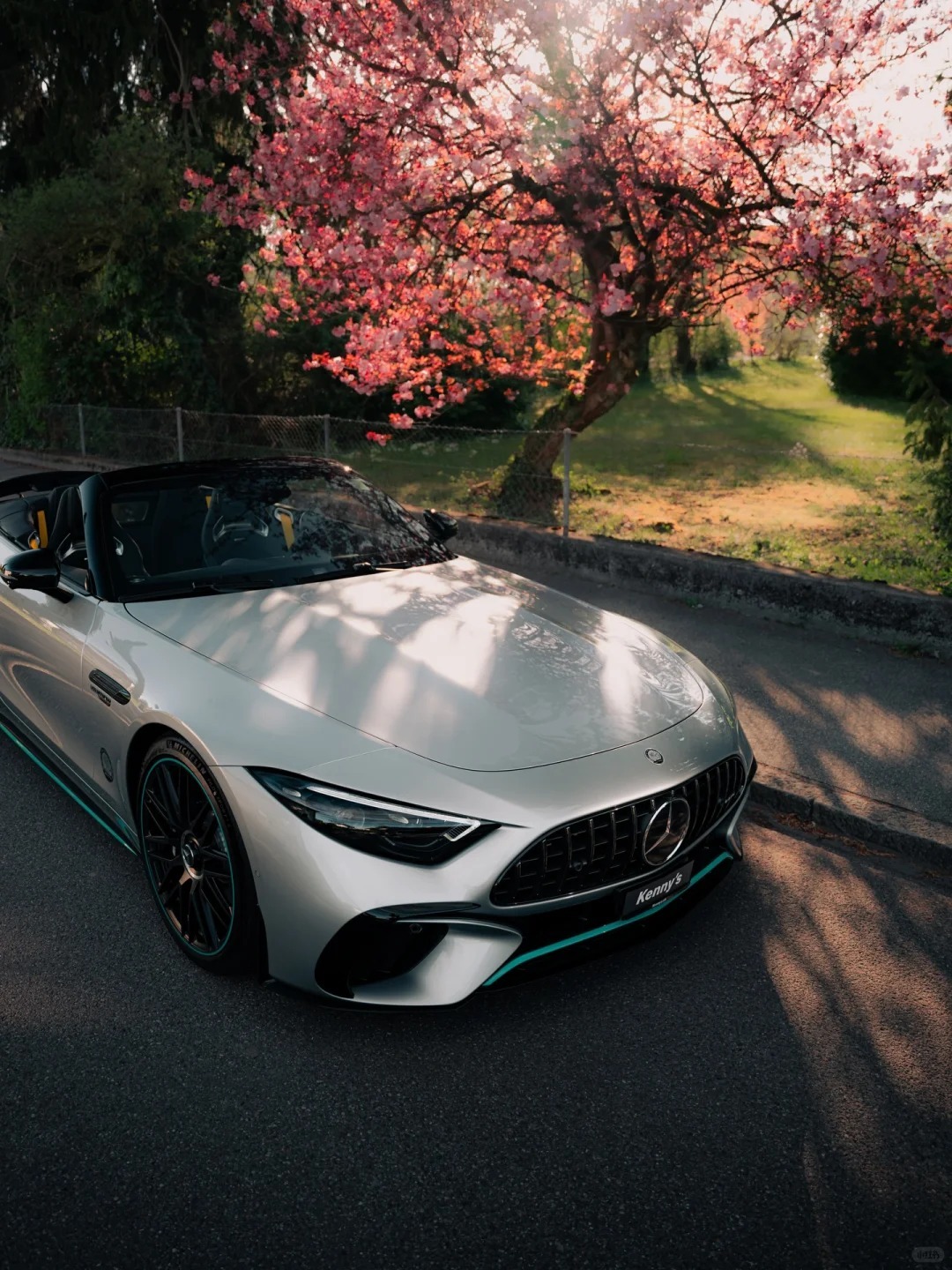 梅赛德斯-AMG SL63赛车珍藏版，限量100台绝美车片