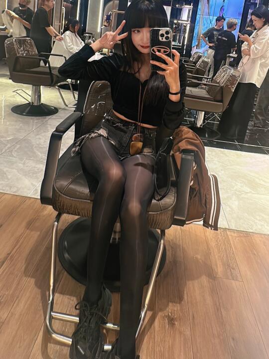 超爱lisa同款齐刘海