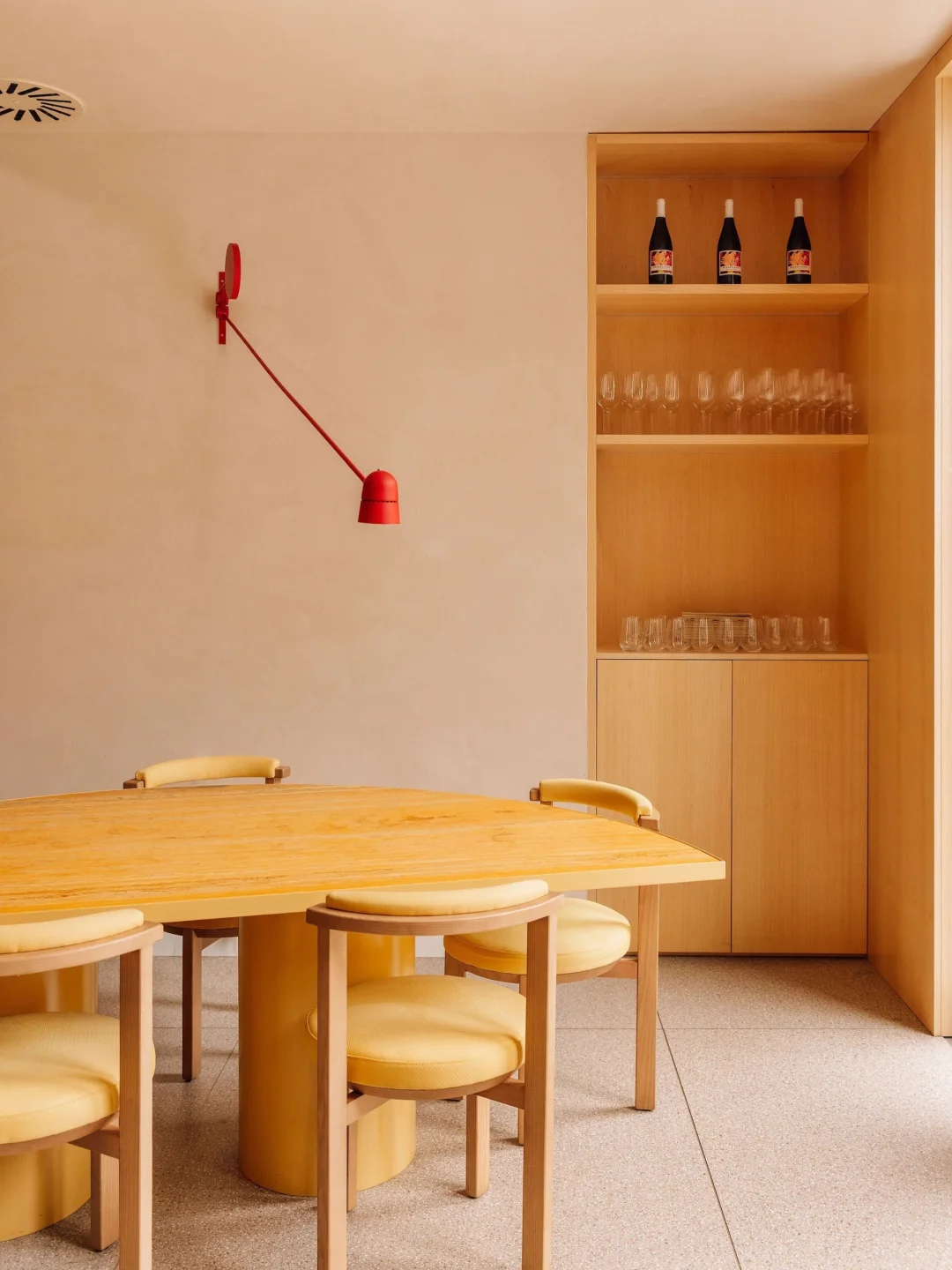 克制与趣味共存🟠意式浪漫的新打开方式