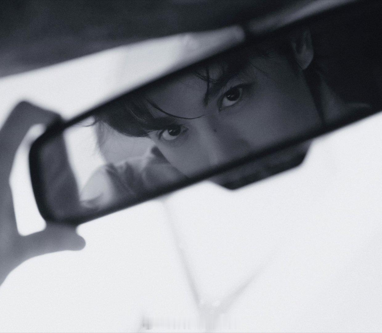 田栩宁眼神表现力好强...属于第一眼就会被吸引的类型诶田栩宁妆造daddy开口b