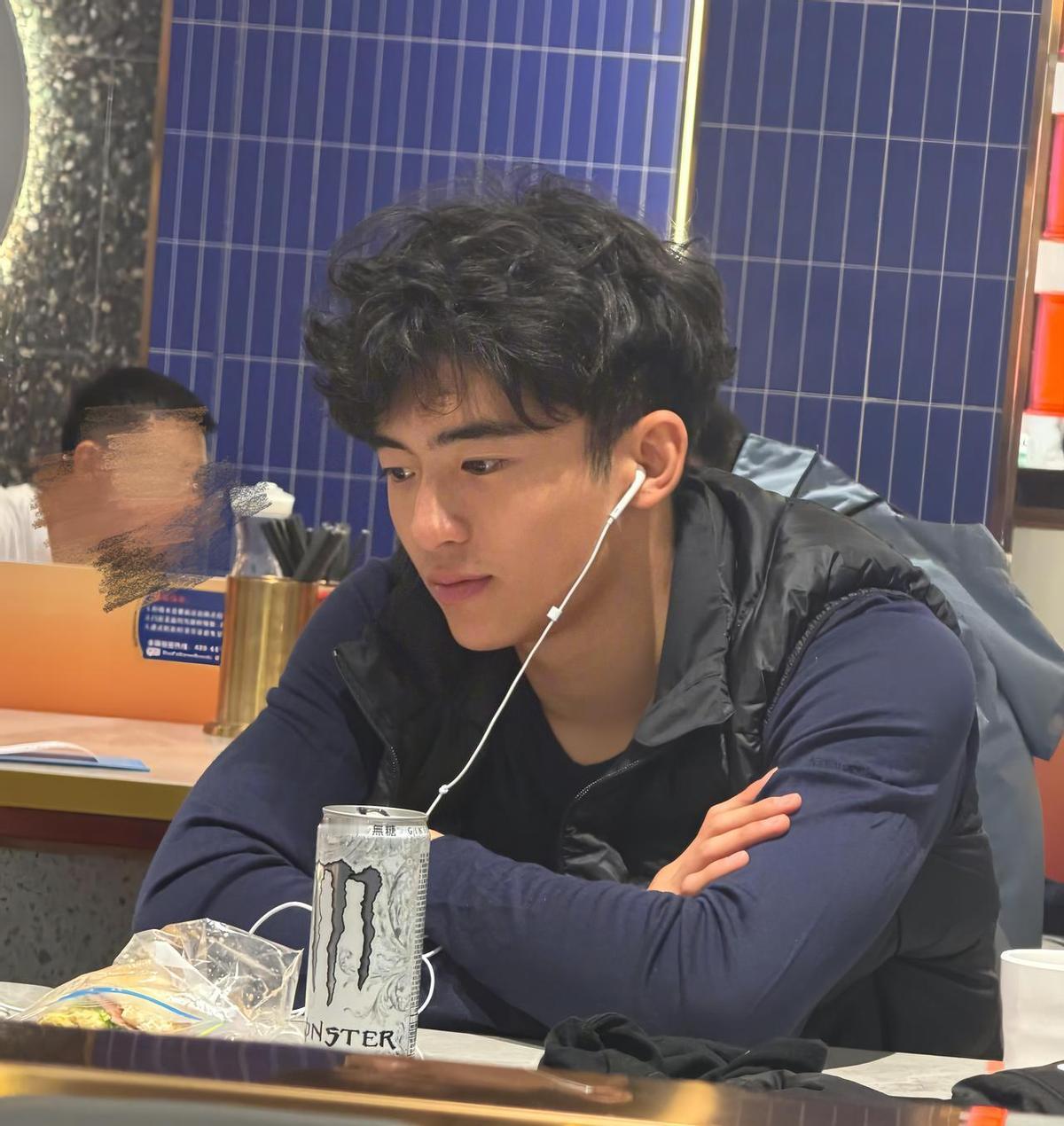 看了谢振轩（Lucas）的近照，真得感慨一句：投胎是门技术活，但基因这东西有时候