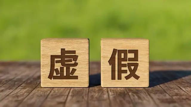 奢侈品收割的不是富人——
收割的是穷人想装富的心里
对于富有的人来说，
你觉得那
