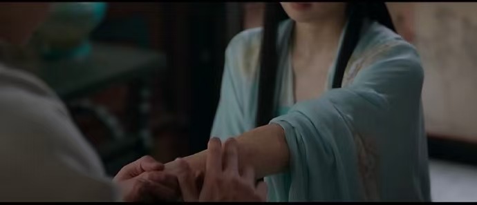 叶璃的自我保护机制白鹿每一帧的眼神戏都很神 白鹿每一帧的眼神戏都很神，叶璃的自我