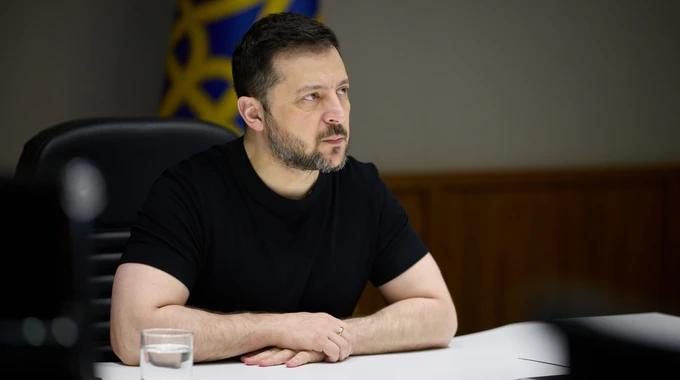 继续关注俄乌战争。乌克兰总统在接受荷兰周日早间电视节目《Buitenhof》采访