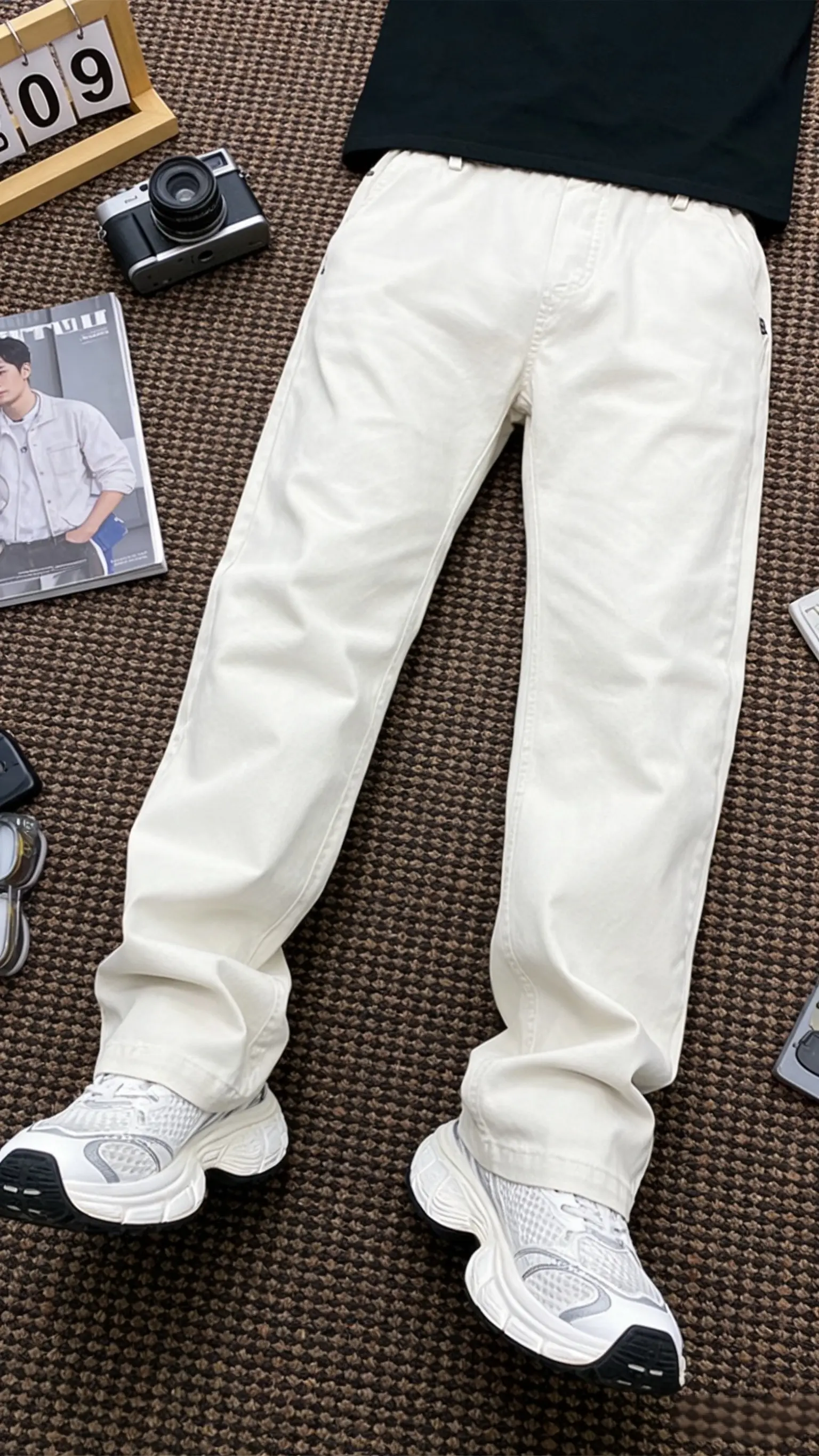 2026年春夏季潮流百搭纯色微喇叭青年男士弹力原创爆款休闲牛仔裤