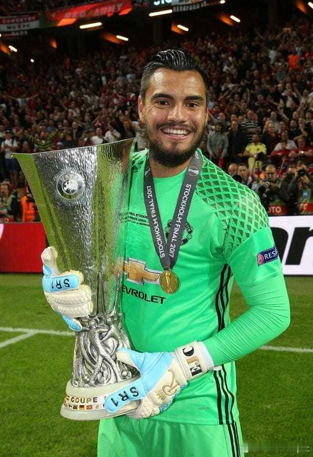 前曼联门将罗梅罗宣布退役。ManUtdspot曼联英超联赛