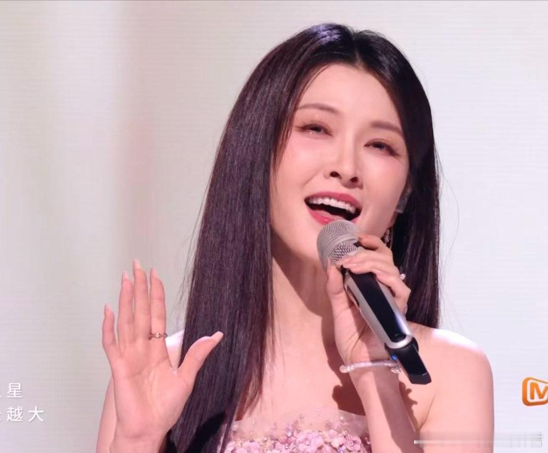 徐洁儿6秒高音徐洁儿对我耳朵很好 徐洁儿这6秒高音听得我头皮发麻。不是靠吼是实打