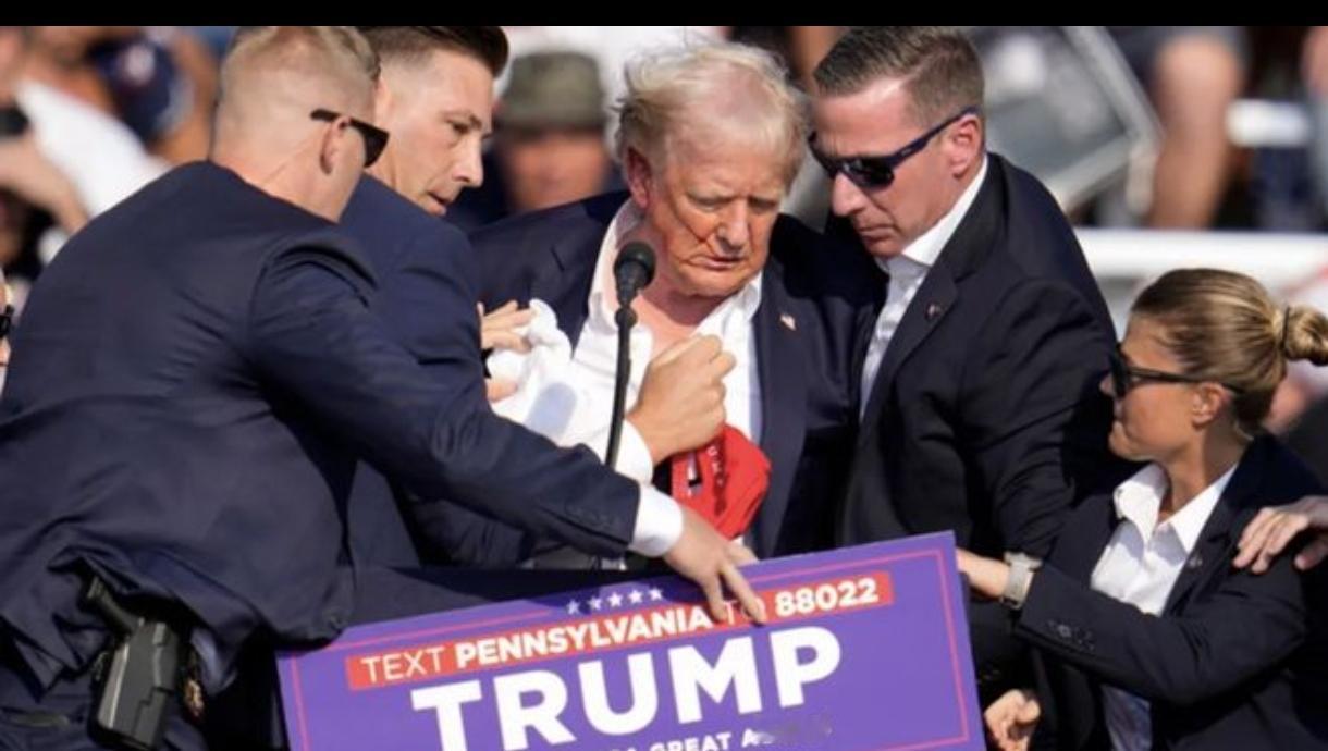 “酷爱和平”的特朗普，露出来獠牙。
    特朗普给挪威写了一封信，信里称，鉴于