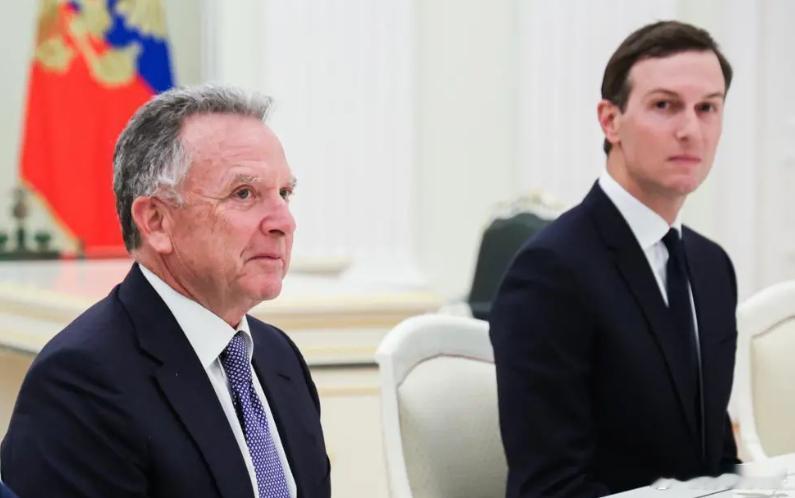 【普京会见特朗普女婿库什纳！白宫只说“不错”，这场会晤藏着什么】白宫门口的话筒亮